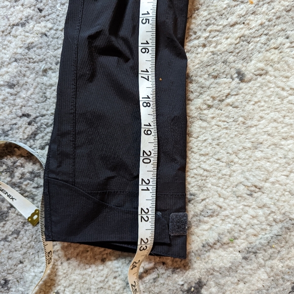 Sierra Designs waterproof/breathable shell, in great condition, size small - Picture 3 of 12